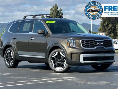 Certified 2025 Kia Telluride S