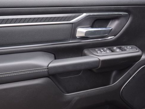 New 2026 RAM 1500 4x4 Crew Cab image 31