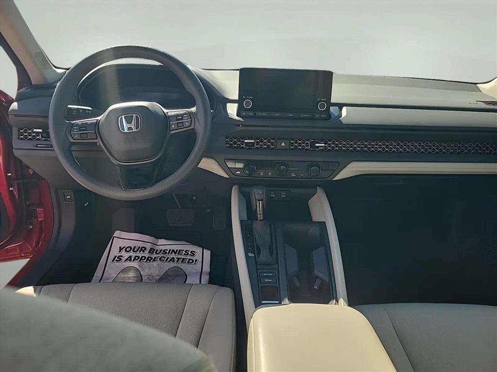 Used 2024 Honda Accord EX image 10