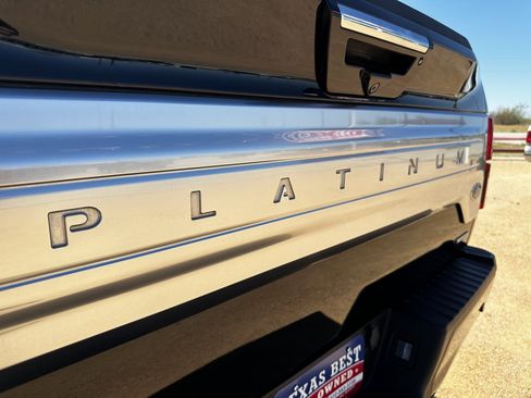 Used 2019 Ford F150 Platinum w/ Equipment Group 701A Luxury image 14