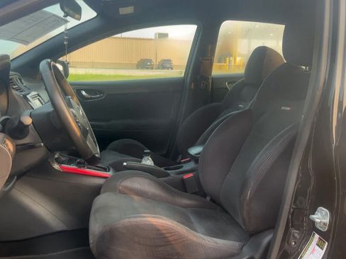 Used 2018 Nissan Sentra NISMO FWD image 3