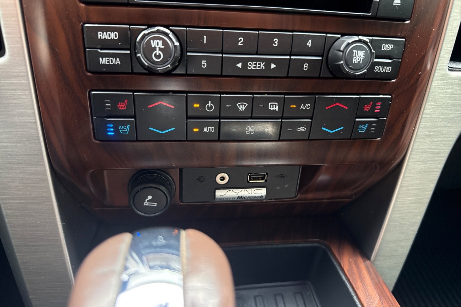 Used 2009 Ford F150 Platinum AWD/4WD image 26