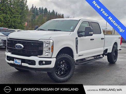 Used 2024 Ford F350 XLT image 1