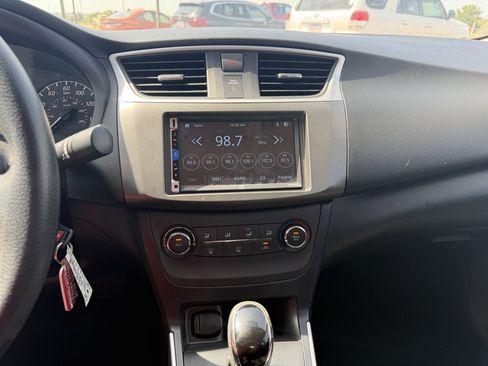 Used 2016 Nissan Sentra S FWD image 20