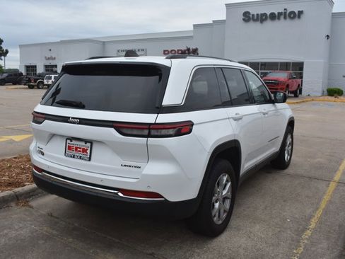 Used 2023 Jeep Grand Cherokee Limited AWD/4WD image 5