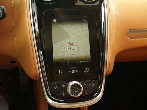 Used 2021 McLaren GT image 13