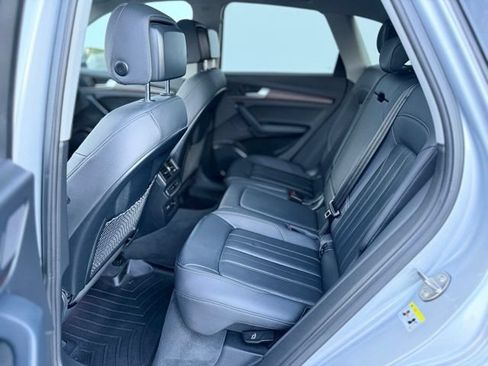 Used 2021 Audi Q5 2.0T Premium Plus w/ Premium Plus Package AWD/4WD image 23