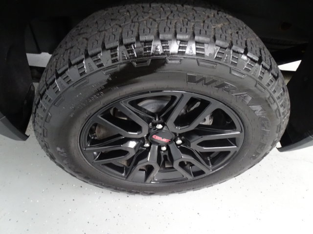 Certified 2024 GMC Sierra 1500 Elevation w/ X31 Off-Road Package AWD/4WD image 31