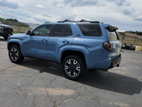Used 2025 Toyota 4Runner TRD Sport Premium w/ Tow Technology Package AWD/4WD image 5