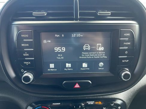 Used 2020 Kia Soul S FWD image 20
