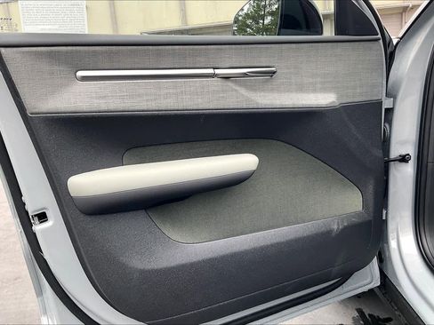 New 2026 Volvo EX30 Cross Country Ultra image 24