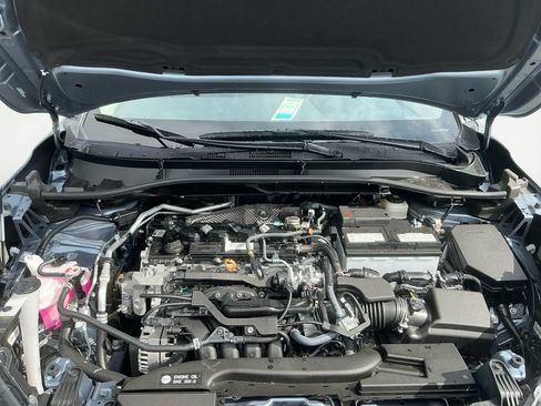 Used 2025 Toyota Corolla Cross XLE w/ Convenience Package AWD/4WD image 18