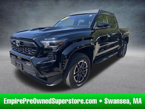 Used 2024 Toyota Tacoma TRD Sport w/ TRD Sport Upgrade Package AWD/4WD image 1
