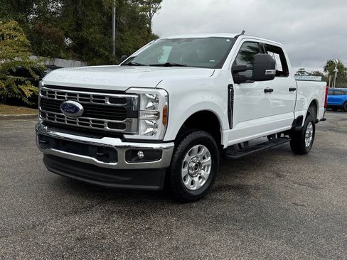Used 2024 Ford F250 XLT image 6