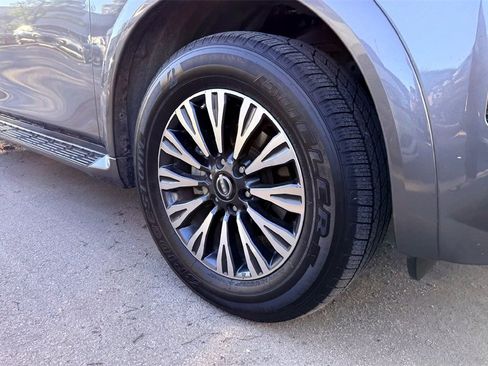 Used 2022 Nissan Armada SL w/ Midnight Edition Package image 4