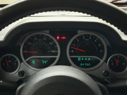 Used 2009 Jeep Wrangler Unlimited Sahara w/ Trailer Tow Group AWD/4WD image 15