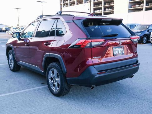 Certified 2023 Toyota RAV4 XLE w/ Convenience Package FWD image 6