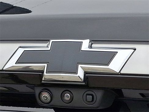 Used 2022 Chevrolet Traverse RS w/ LPO, Floor Liner Package AWD/4WD image 31