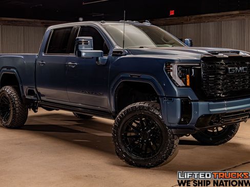 Used 2025 GMC Sierra 2500 Denali w/ Denali Reserve Package image 1