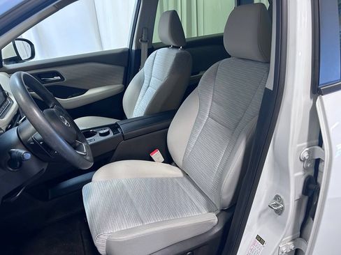 Used 2023 Nissan Rogue SV AWD/4WD image 7