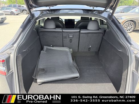 Used 2023 Tesla Model Y Performance AWD/4WD image 13