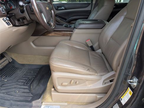 Used 2017 Chevrolet Tahoe LT RWD image 13