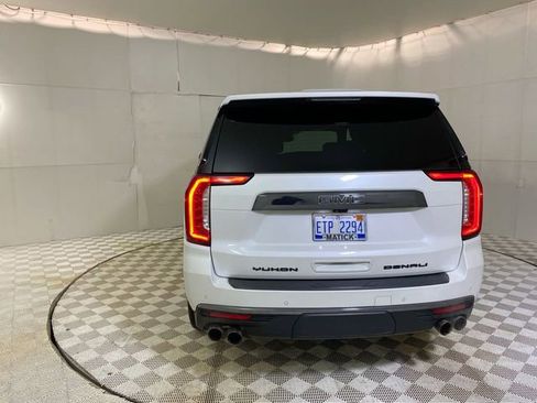 Used 2023 GMC Yukon Denali Ultimate AWD/4WD image 18