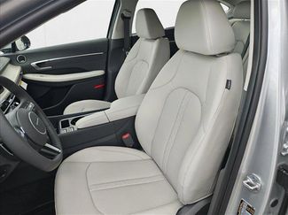 New 2025 Hyundai Sonata Limited video 4