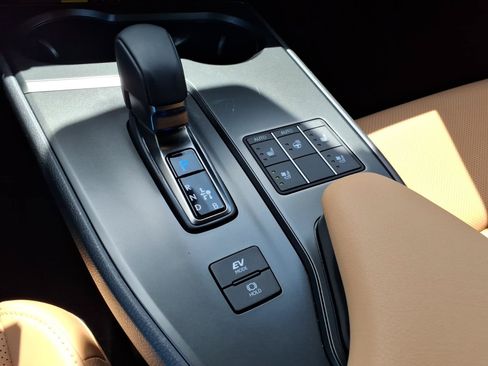 Used 2025 Lexus UX 300h AWD w/ Cold Area Package image 12