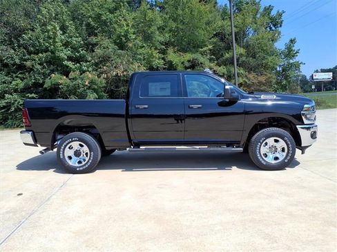 New 2026 RAM 2500 Tradesman image 2