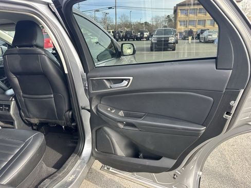 Used 2024 Ford Edge SEL image 15