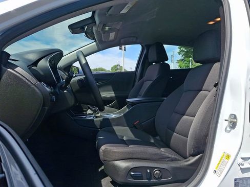 Used 2024 Chevrolet Malibu LT w/ Sport Edition FWD image 13