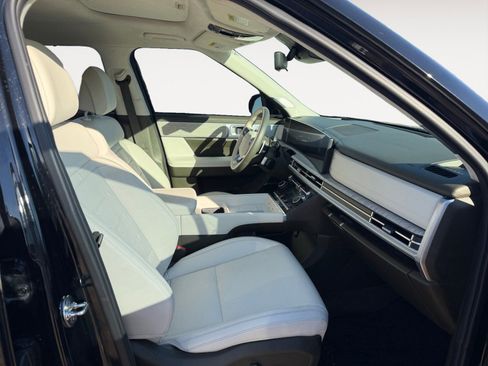 Used 2024 Hyundai Santa Fe Calligraphy image 15