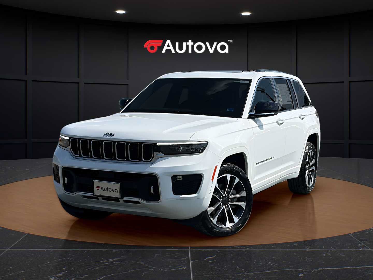 Used 2023 Jeep Grand Cherokee Overland AWD/4WD image 1