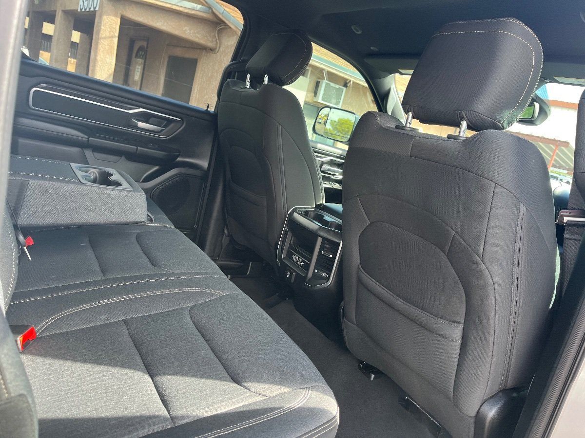 Used 2019 RAM 1500 Big Horn AWD/4WD image 32