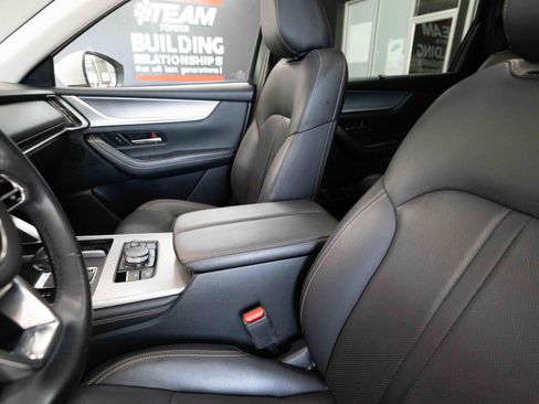 Used 2024 MAZDA CX-90 Plug-In Hybrid w/ Preferred AWD/4WD image 10