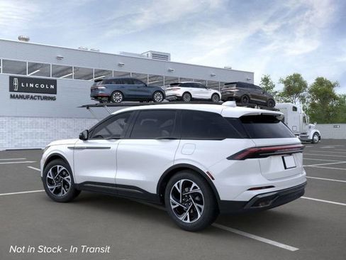 New 2025 Lincoln Nautilus Premier w/ Equipment Group 102A image 4