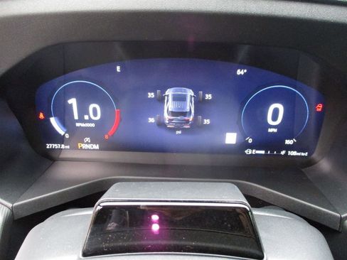 Used 2025 Ford Explorer ST image 17