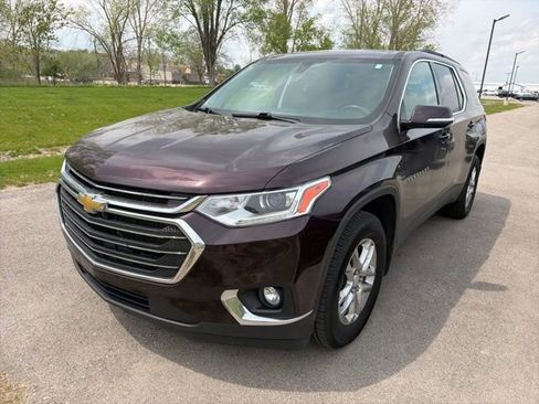 Used 2020 Chevrolet Traverse LT AWD/4WD image 3