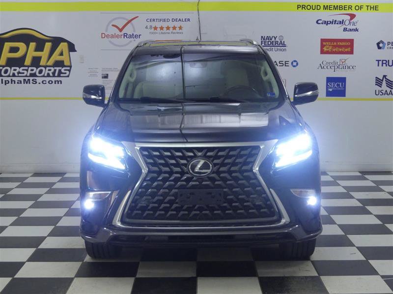 Used 2022 Lexus GX 460 Luxury w/ Sport Design Package AWD/4WD image 2