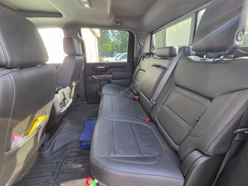 Used 2020 GMC Sierra 2500 Denali w/ Denali Ultimate Package AWD/4WD image 12