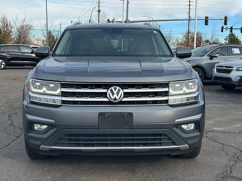 Used 2018 Volkswagen Atlas SE image 2