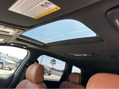 Used 2024 Kia Telluride EX X-Line AWD/4WD image 15