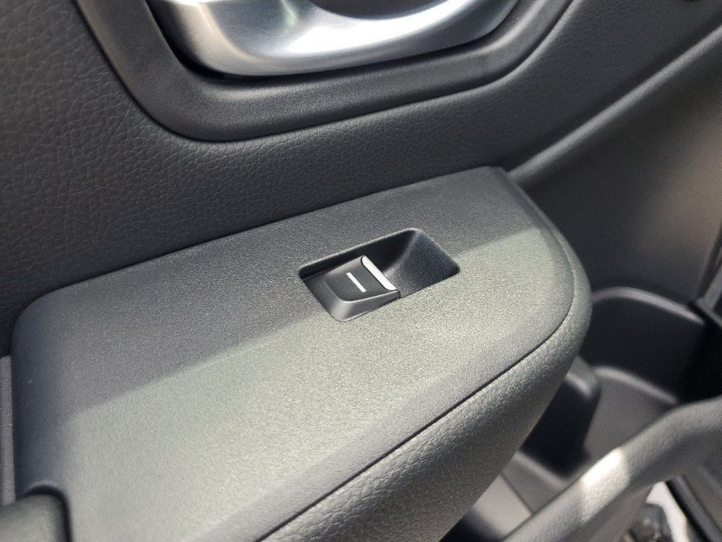 Used 2025 Honda Pilot Touring image 14