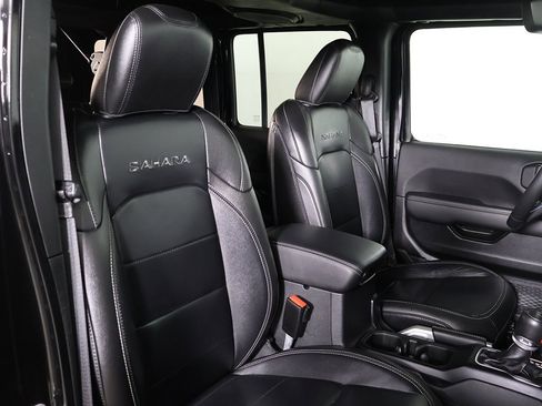 Used 2021 Jeep Wrangler Unlimited Sahara w/ Cold Weather Group image 24