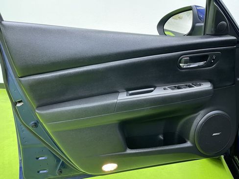 Used 2009 MAZDA MAZDA6 s Grand Touring w/ Moonroof & Bose Pkg image 16