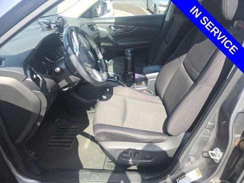 Used 2019 Nissan Rogue SV w/ Sun & Sound Touring Package AWD/4WD image 11