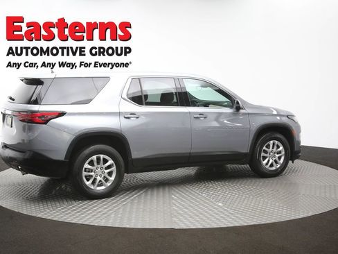 Used 2023 Chevrolet Traverse LS image 43