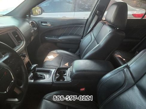 Used 2019 Dodge Charger SXT w/ Plus Group RWD image 2