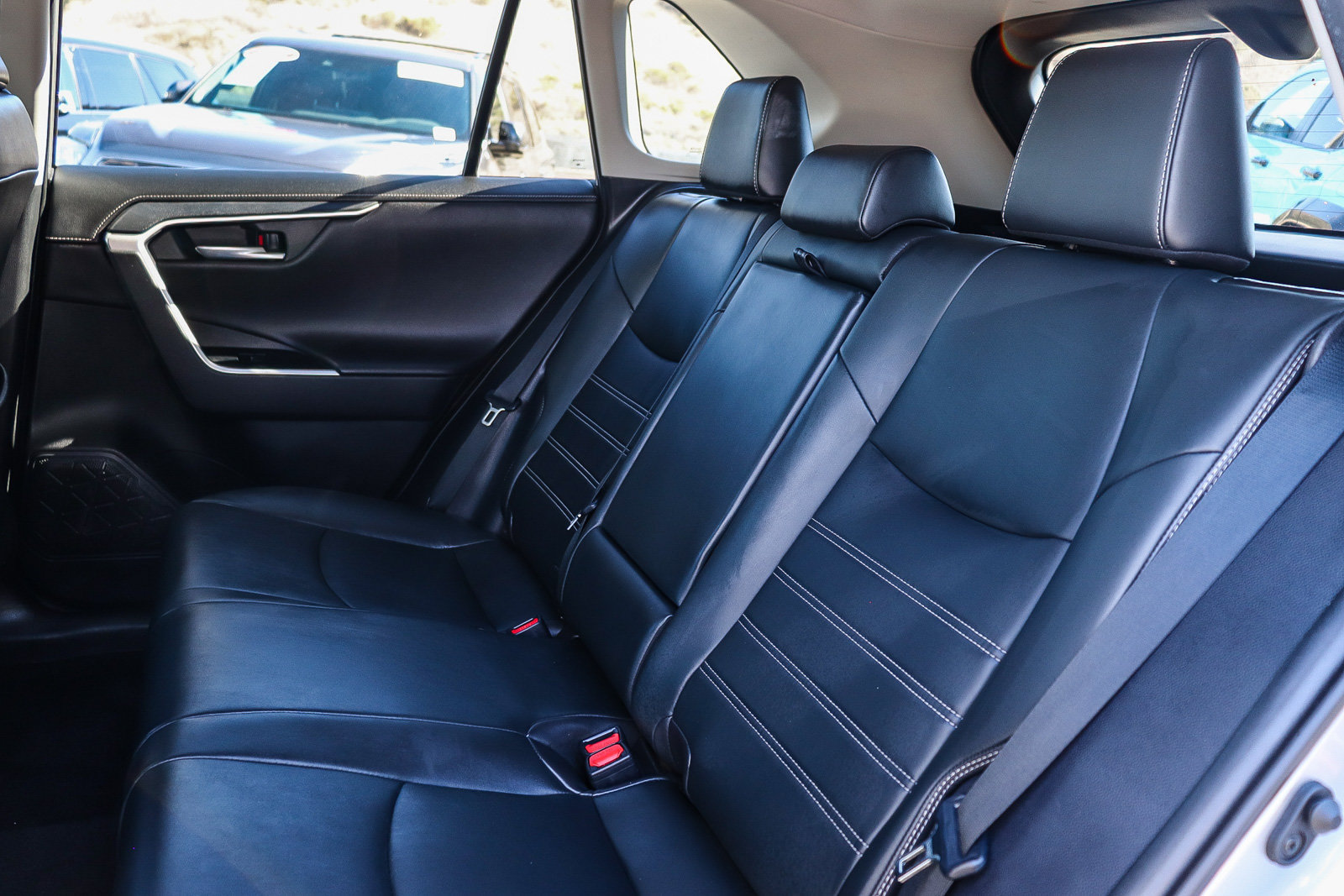 Certified 2020 Toyota RAV4 Limited w/ Carpet Mat Package FWD image 19